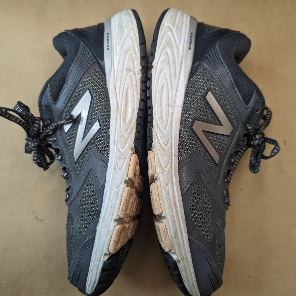 New Balance 560 v7 Shoes Womens Size 7 Gray Athletic Running W560CM7